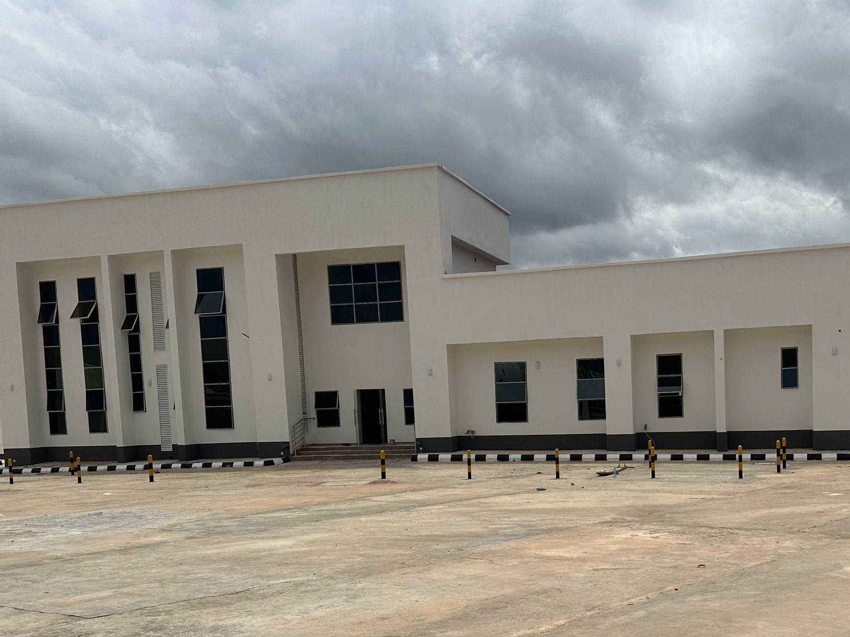 Commercial and Industrial Facility Construction